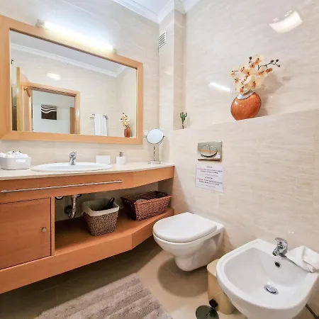 Rocha Oceano Azul Charming